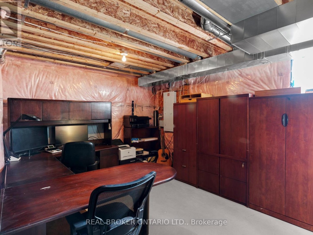3032 MONARCH DRIVE, 