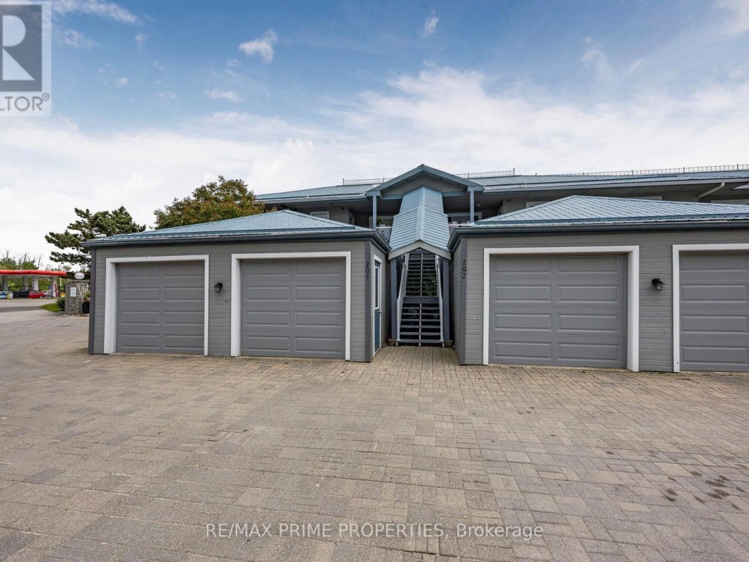 201 - 585 ATHERLEY ROAD, Lake Simcoe