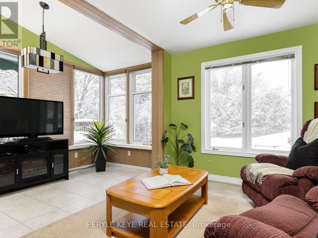 30 Catharine Crescent, Bracebridge