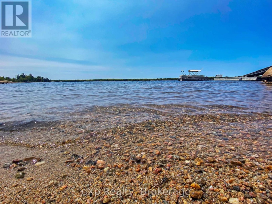 6646 1040LITTLEBEAUSOLEIL ISLAND, Georgian Bay