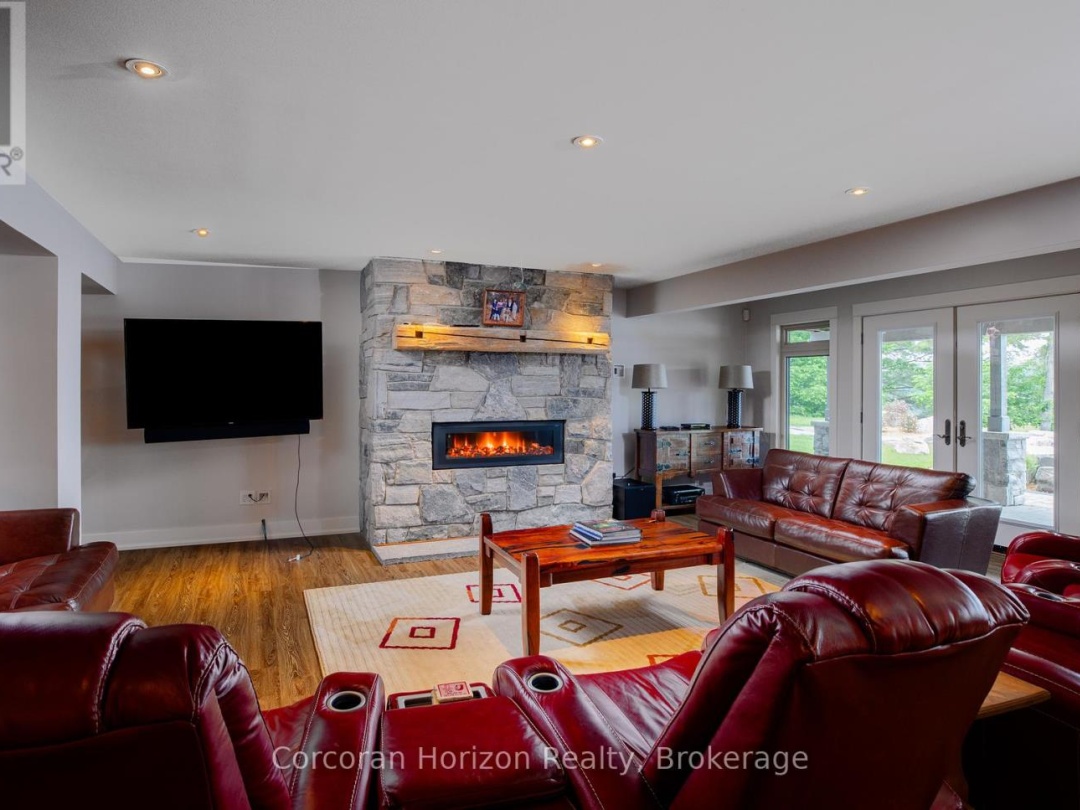 2249 PILKINGTON LANE, Gloucester Pool