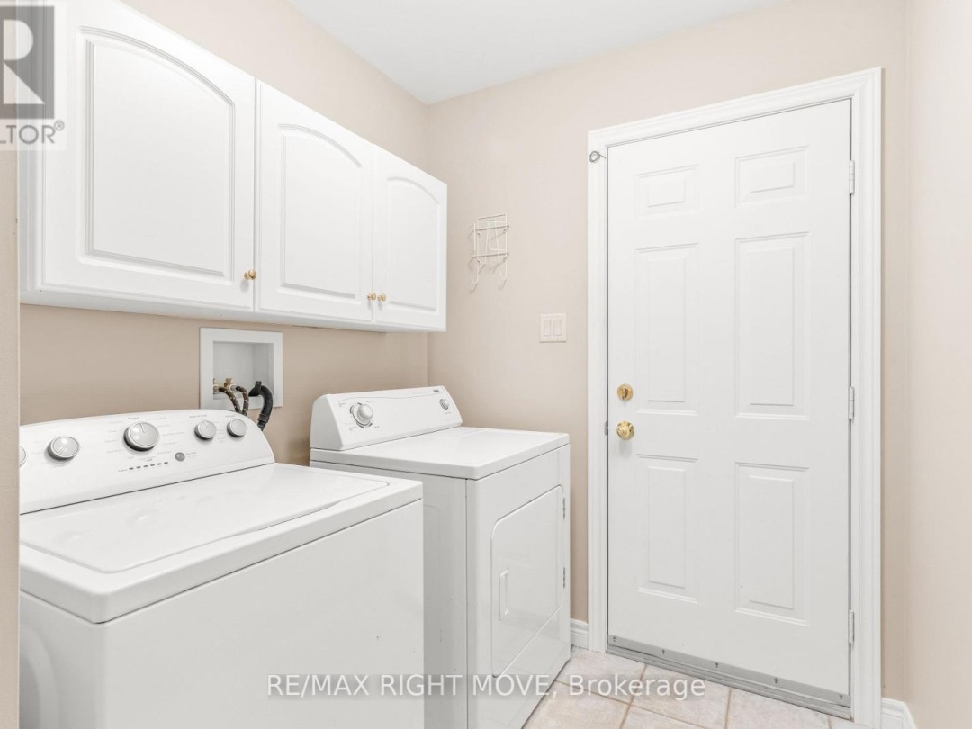 3 THICKETWOOD PLACE E, 