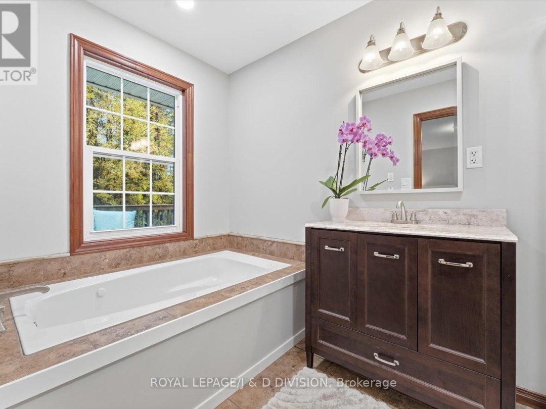 2925 PINECONE TRAIL, 