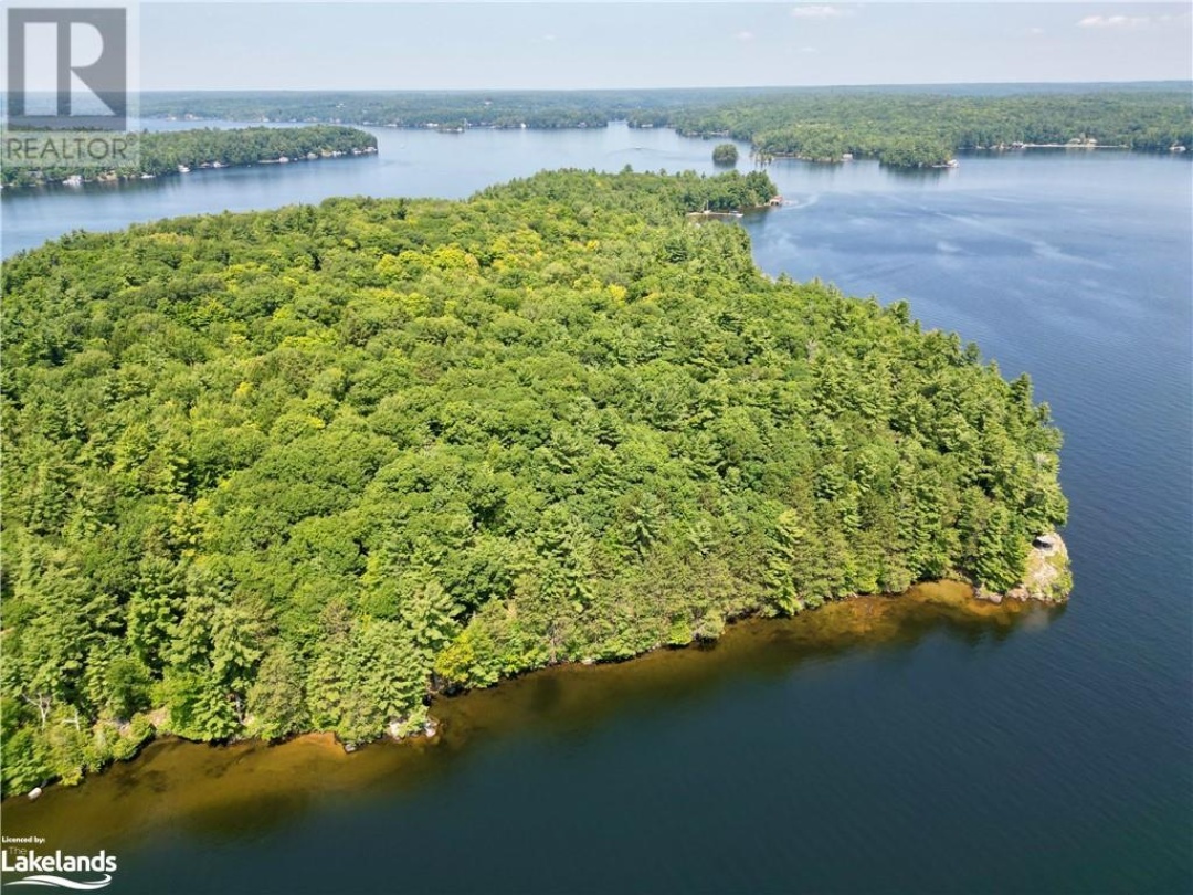 0 North Bohemia Island, Lake Rosseau