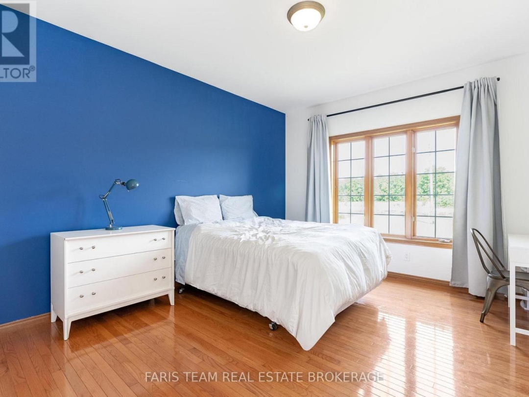 1461 UPPER BIG CHUTE ROAD, 