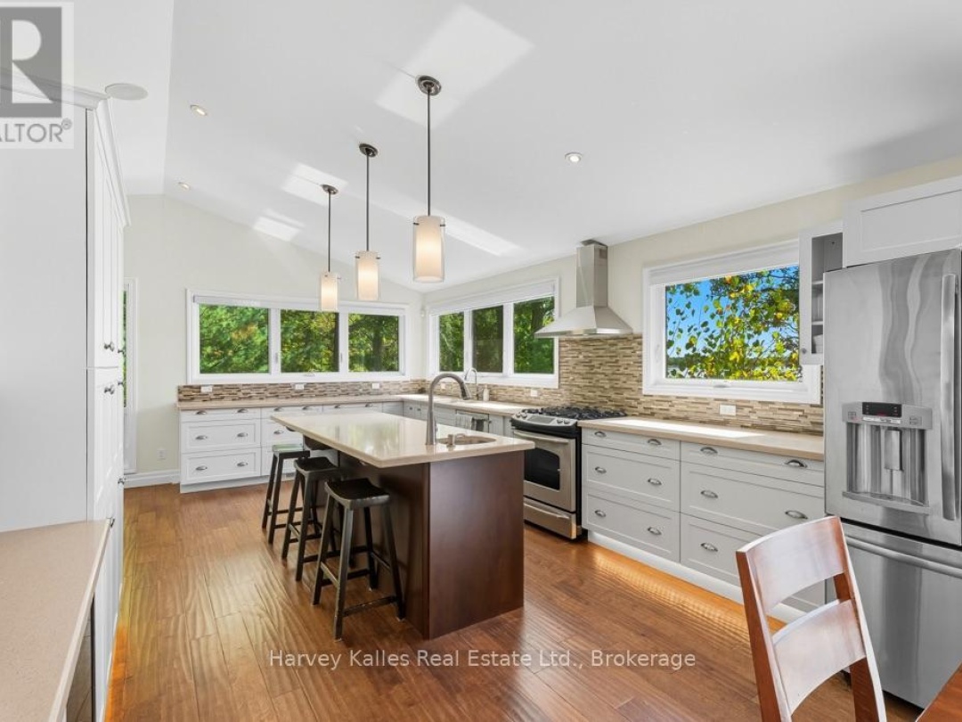 27 LIZZIE'S LANE, 