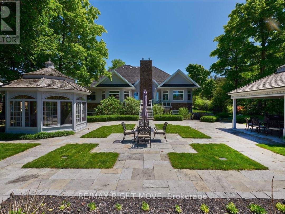 153 Creighton Street S, Lake Simcoe