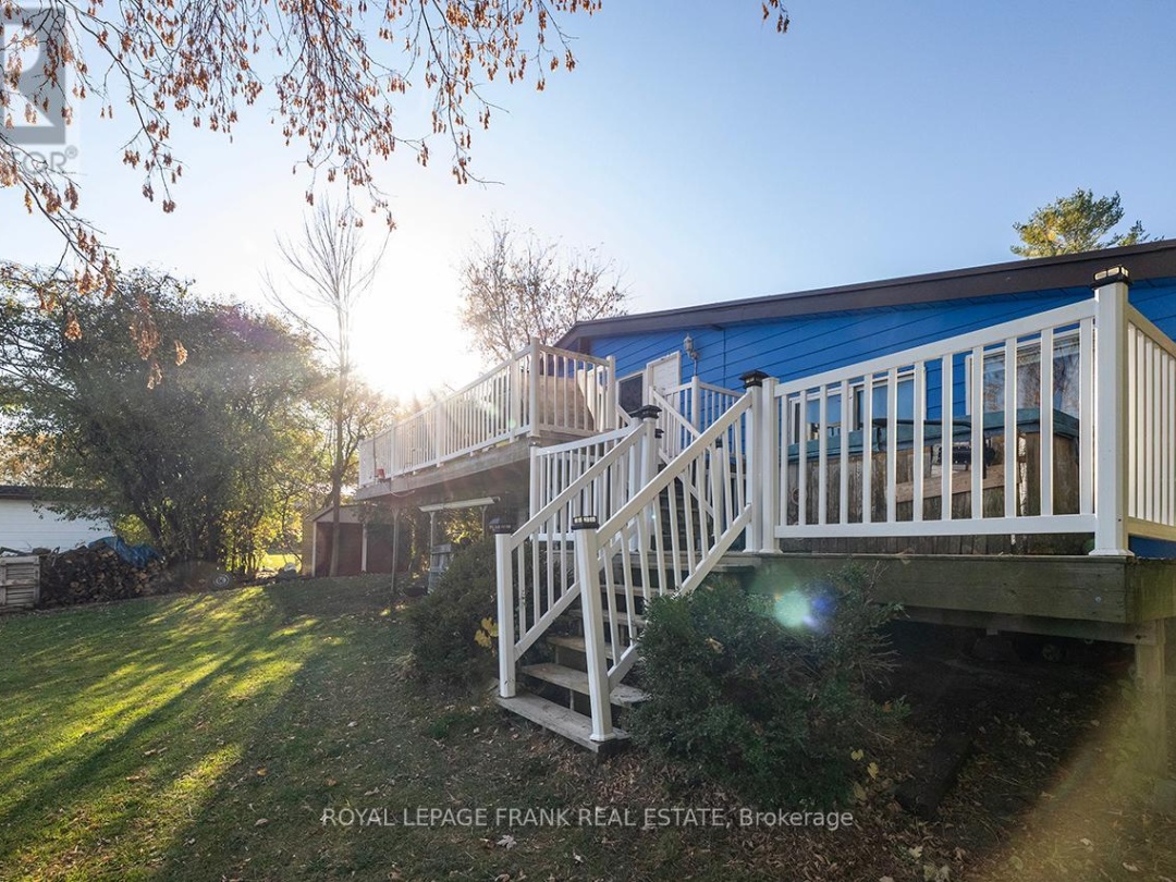 121 BALL POINT ROAD, 