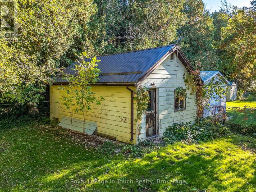 77 KING ROAD, 