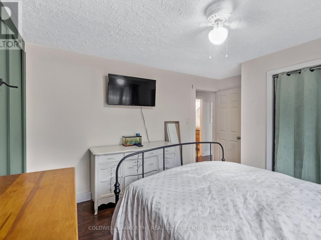 7629 Hwy 35, 