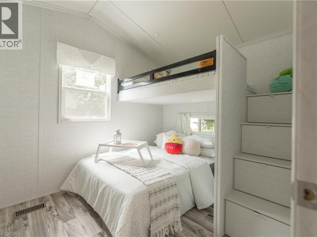 85 HUTCHINSON BEACH Road Unit# B56, Deer Lake
