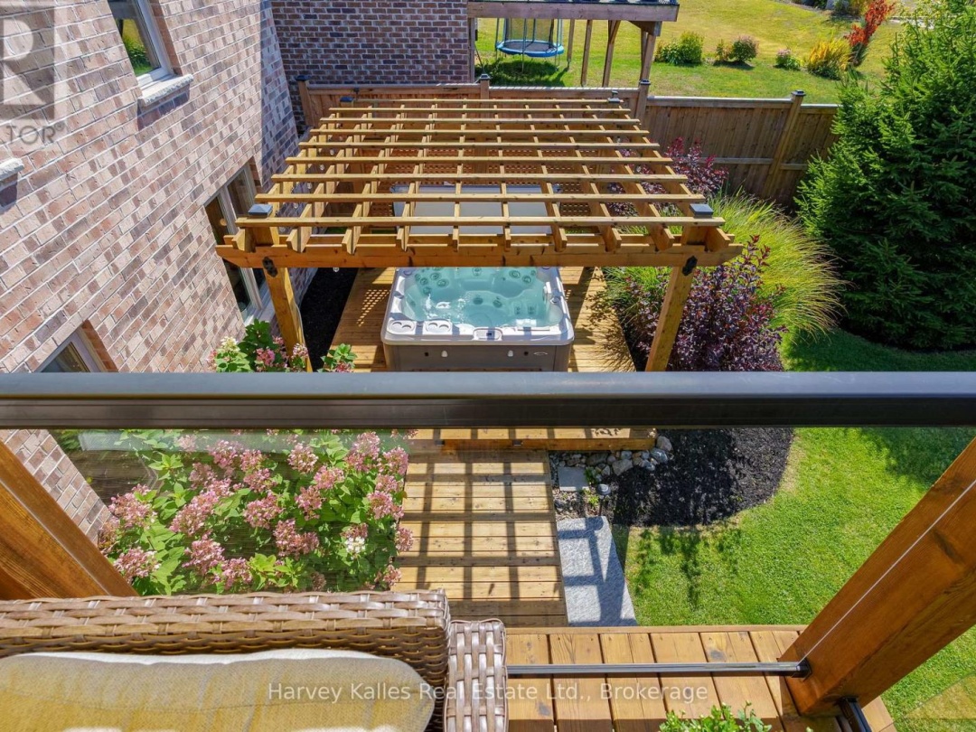 5 BRAESIDE CRESCENT, 