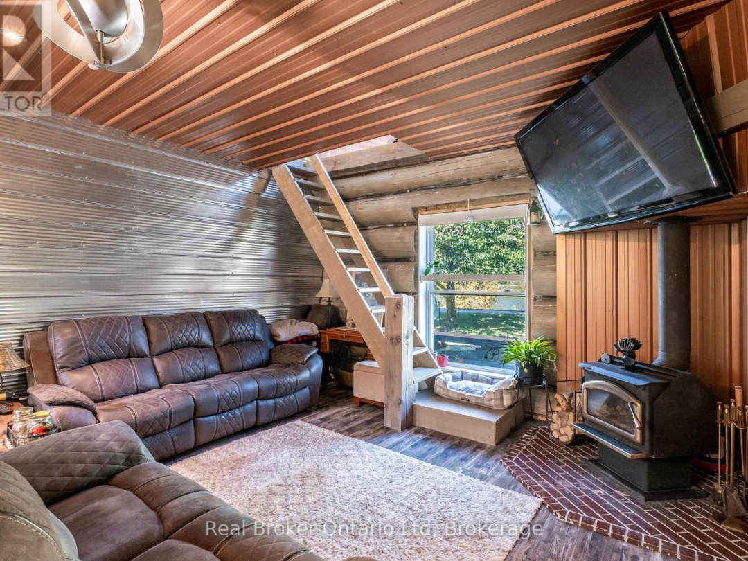 68 TALBOT DRIVE, Trent Severn Canal