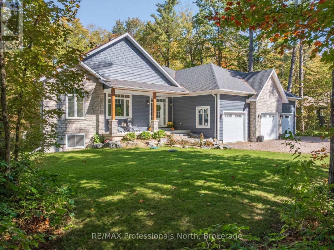 1034 XAVIER STREET, Gravenhurst (Morrison)