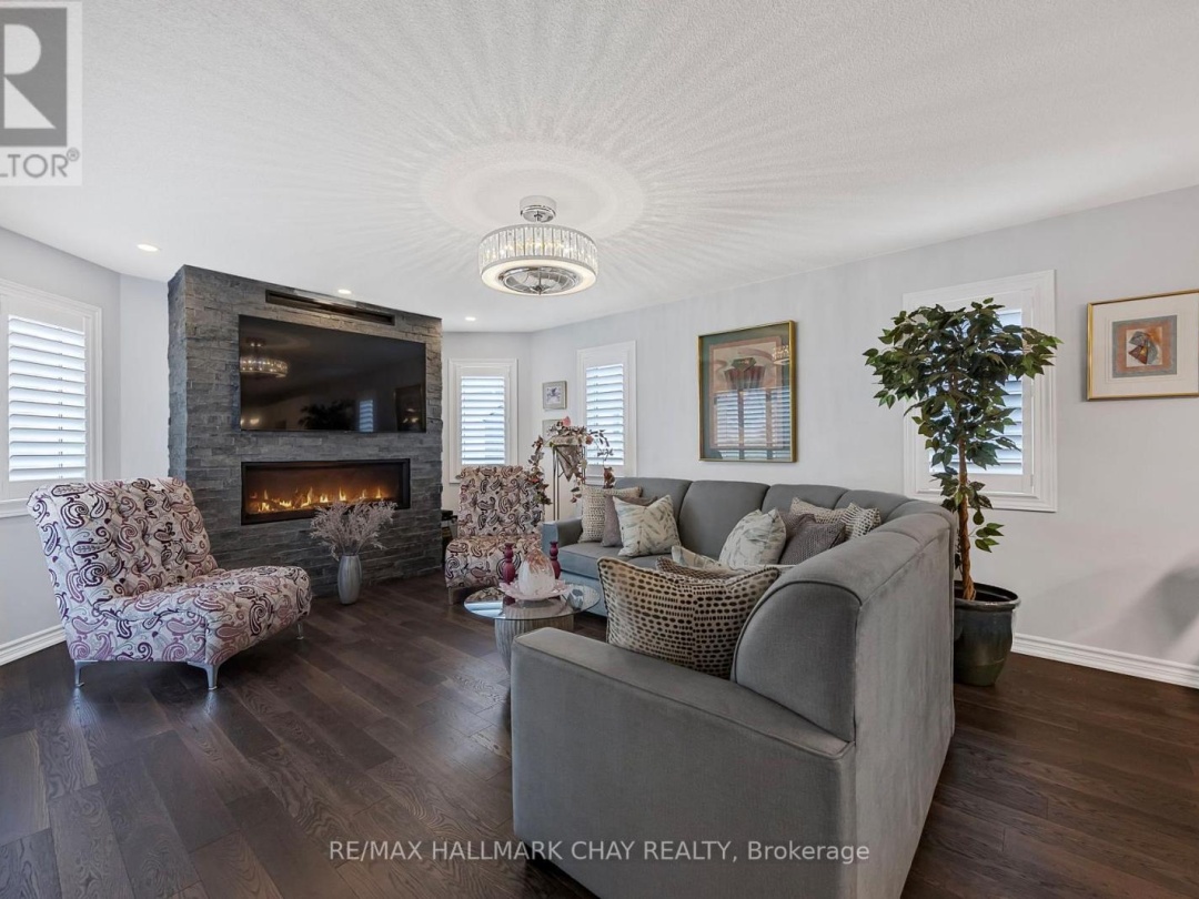 17 SOPHIE LANE S, Ramara (Atherley)