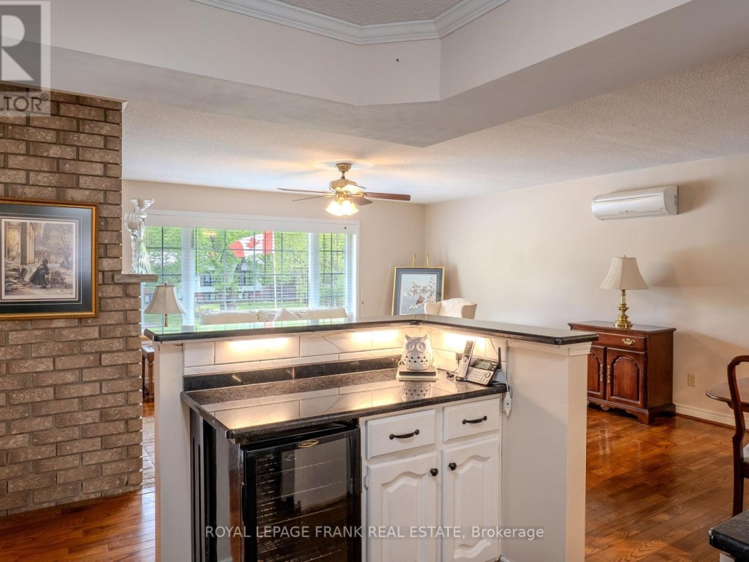 97 PIRATES GLEN DRIVE, Pigeon Lake