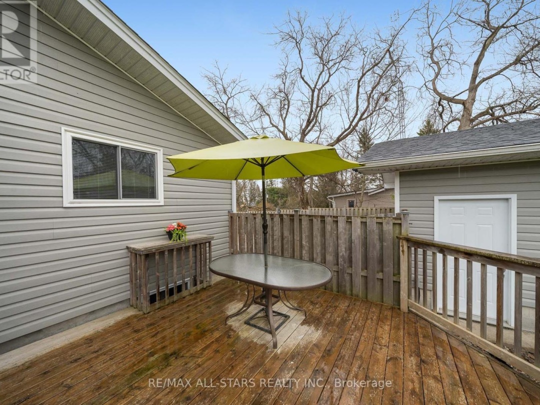32 Newman Road, Kawartha Lakes (Mariposa)