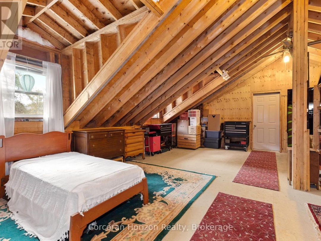 1641 WALKERS POINT ROAD, 