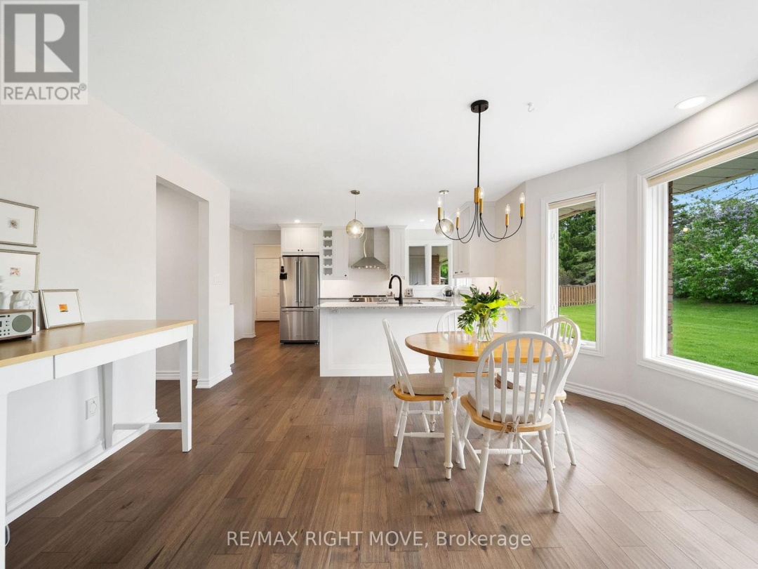 1998 VOYAGEUR CIRCLE, Severn
