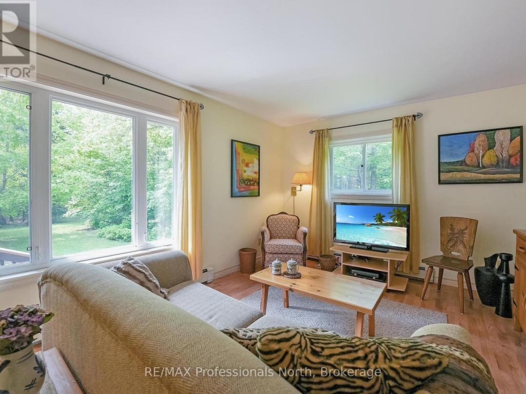 3072 GELERT ROAD, Minden Hills (Snowdon)