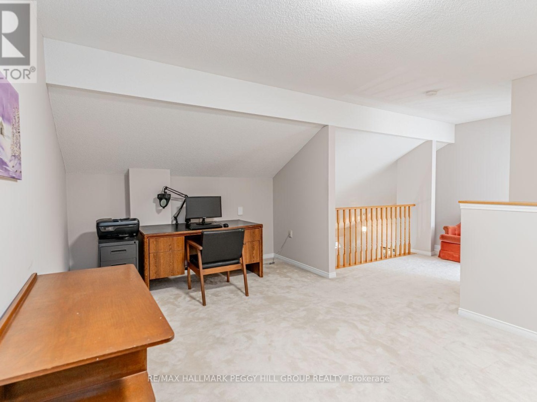 402 - 40 MUSEUM DRIVE, Orillia