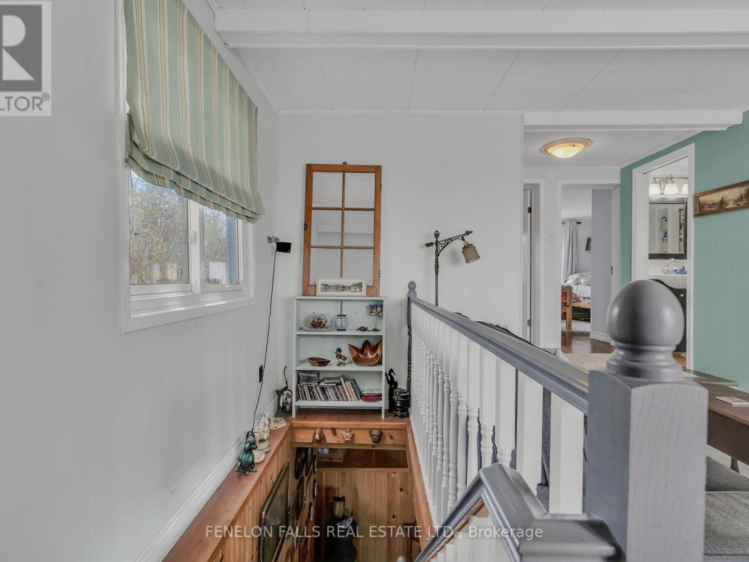 39 BAYVIEW ROAD, Cameron Lake