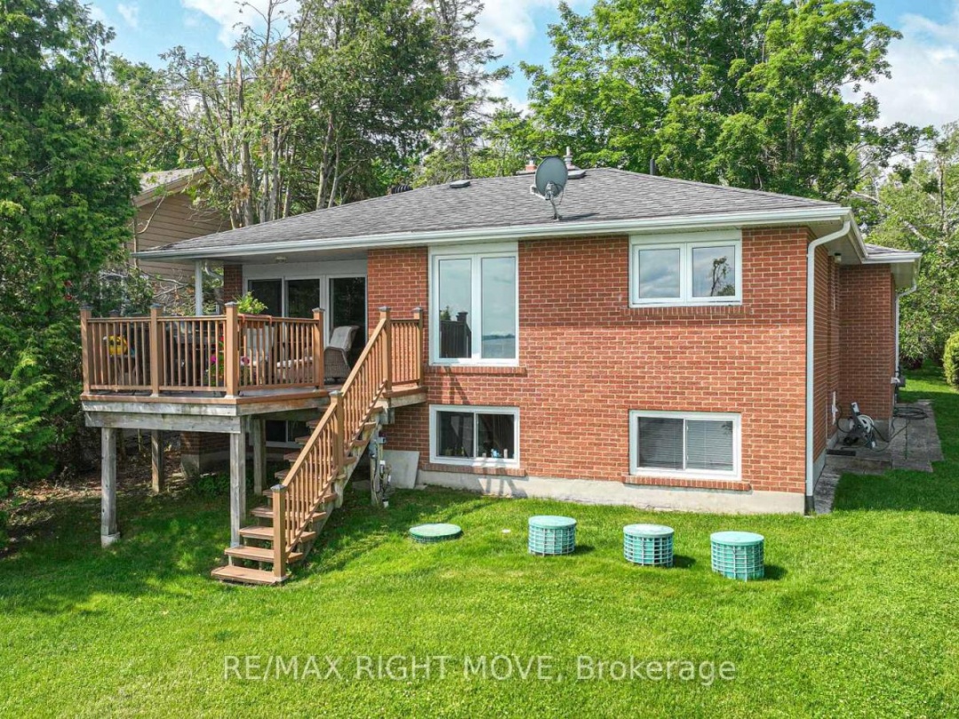905 WOODLAND DRIVE, 