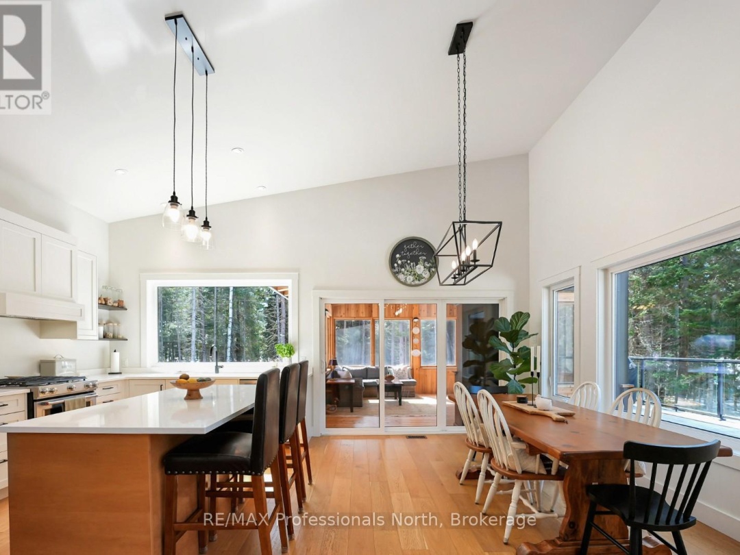 1086 STOTHART CREEK ROAD, Dysart et al (Dysart)