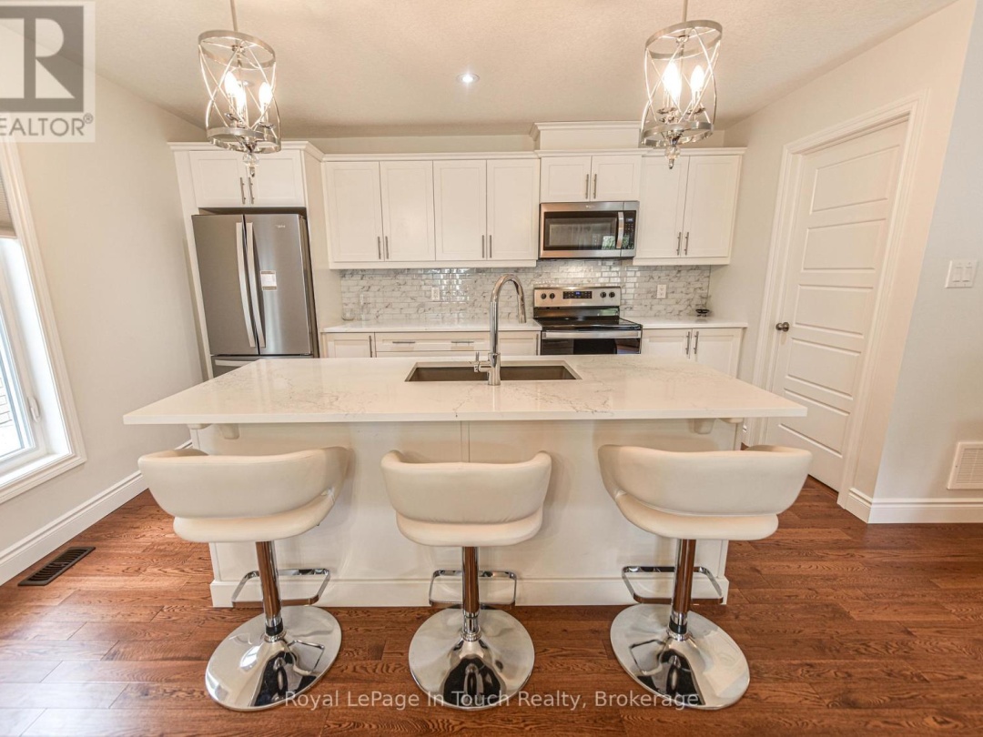 45 Ralph Dalton Boulevard, Tay (Victoria Harbour)