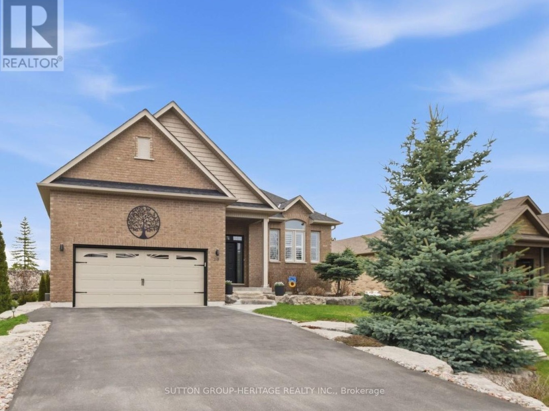 36 HUNTINGWOOD CRESCENT, Kawartha Lakes (Bobcaygeon)