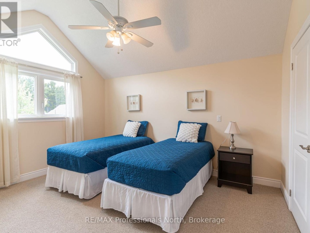 46 WEBB CIRCLE, 