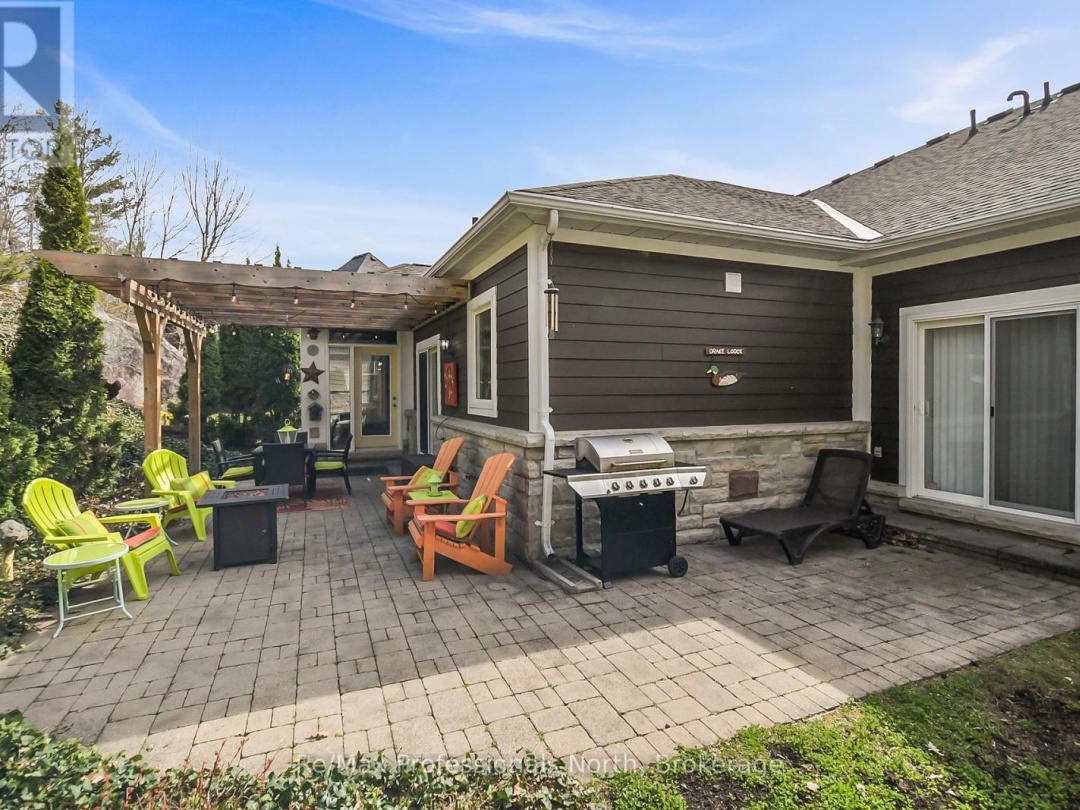 15 MUSKOKA BAY BOULEVARD, Gravenhurst (Muskoka (S))