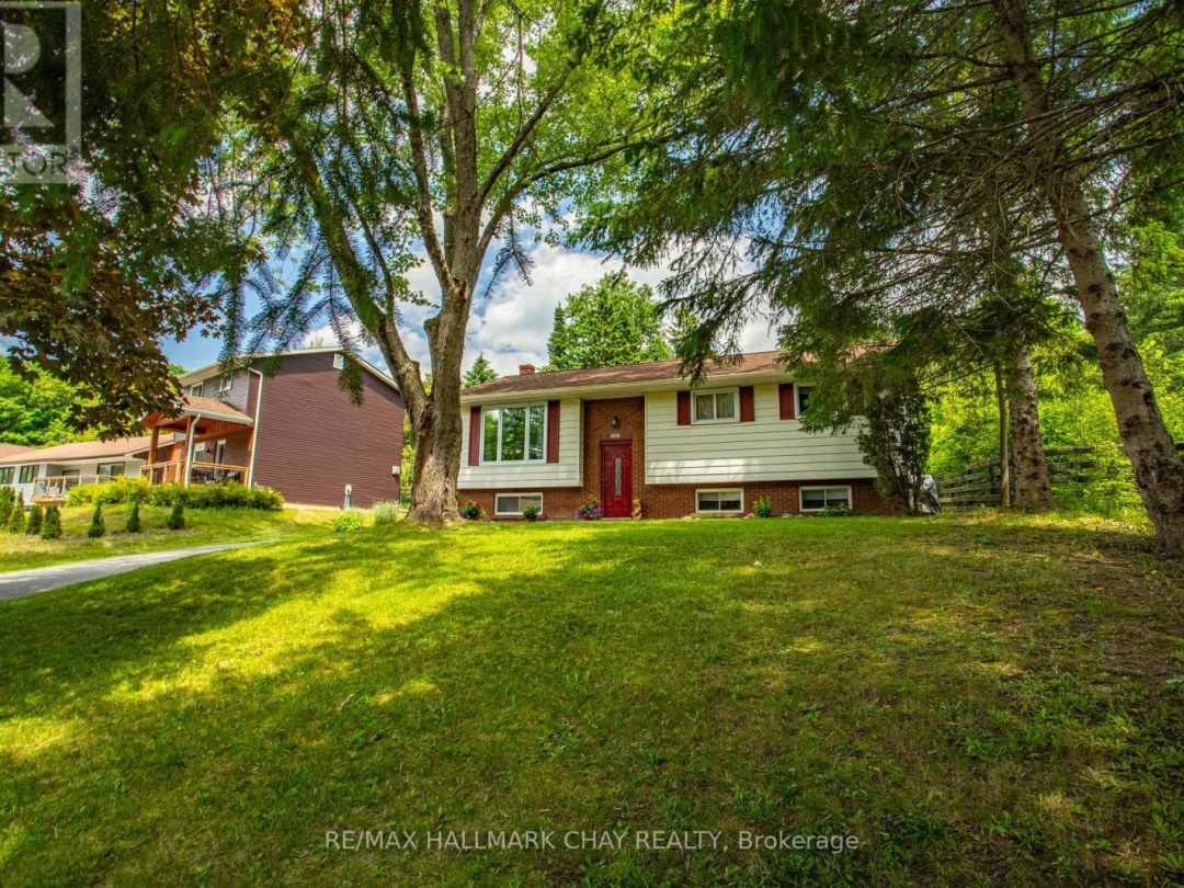 224 Oriole Crescent, Gravenhurst