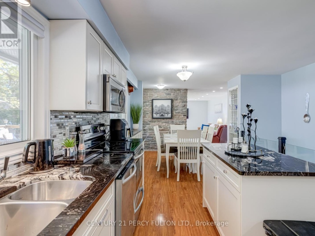 15166 HIGHWAY 118, Haas Lake