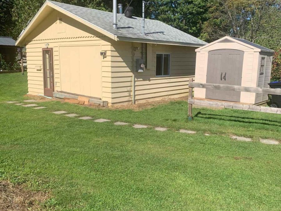 3520 BENNETT AVENUE, 