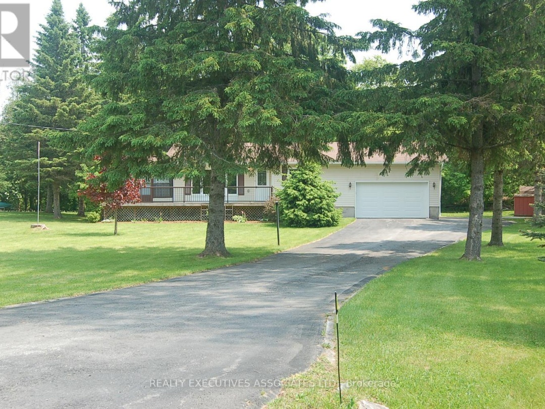 211 ALPINE LAKE ROAD, Pigeon Lake