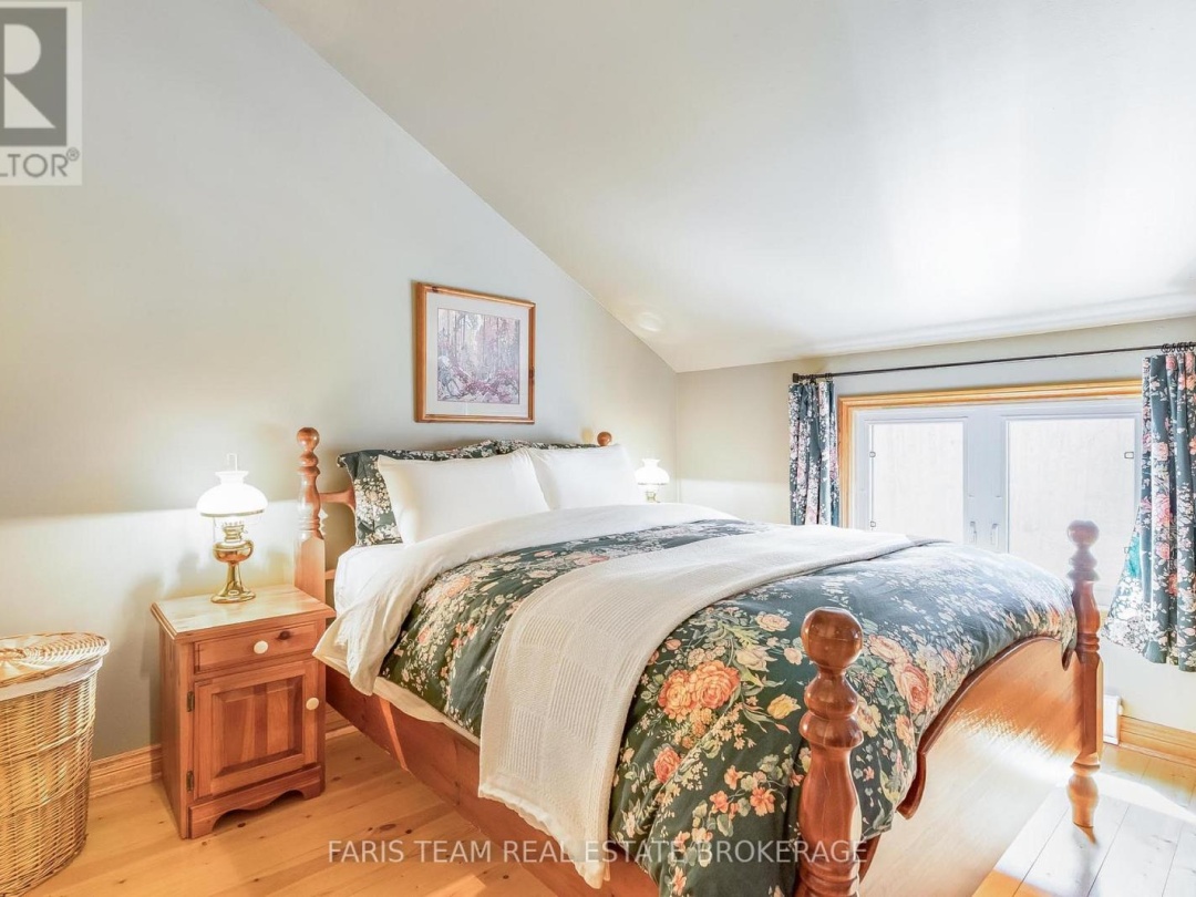 46 HURONWOODS DRIVE, Oro-Medonte (Sugarbush)