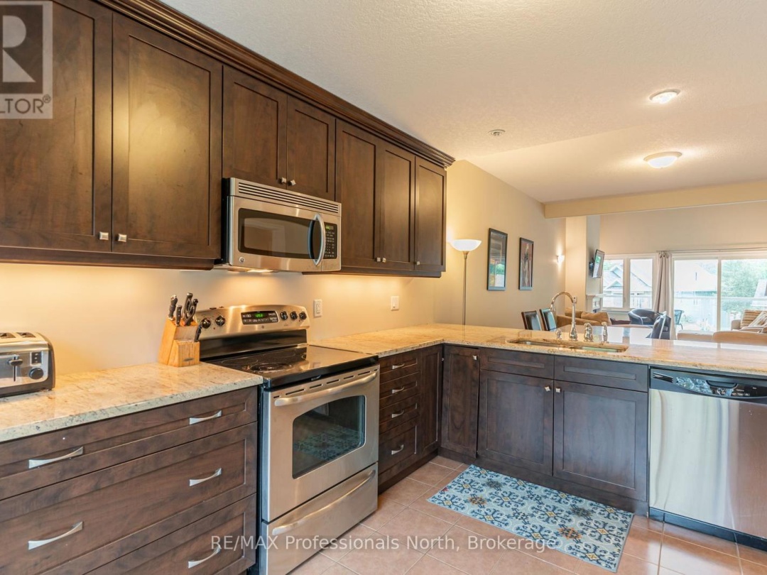46 WEBB CIRCLE, Kashagawigamog Lake