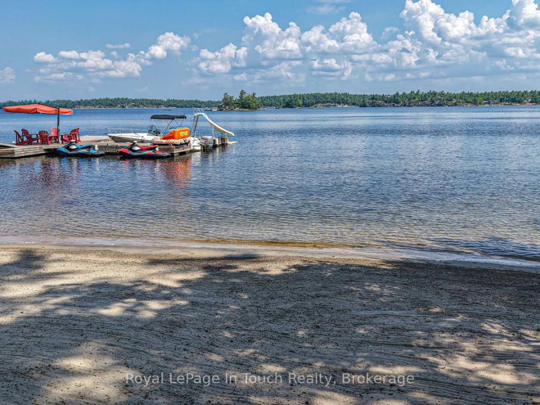 4 IS 2075 ARTHUR ISLAND, GEORGIAN BAY, 