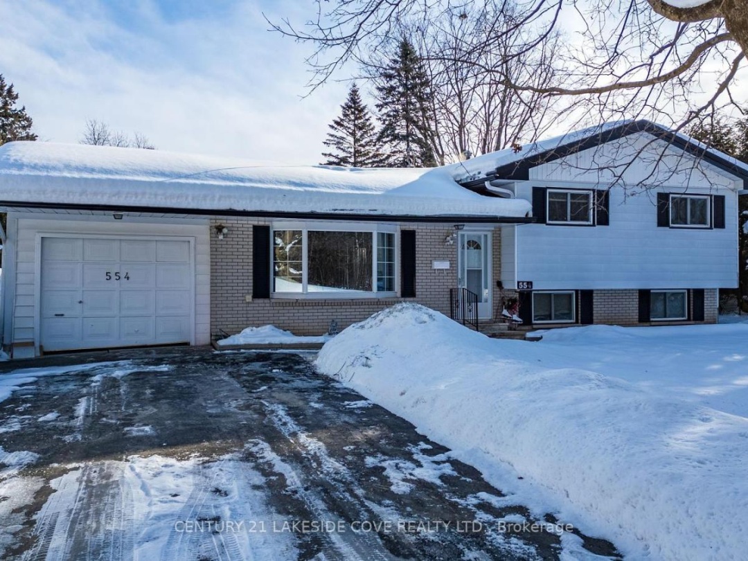 554 Drinkwater Drive E, Orillia