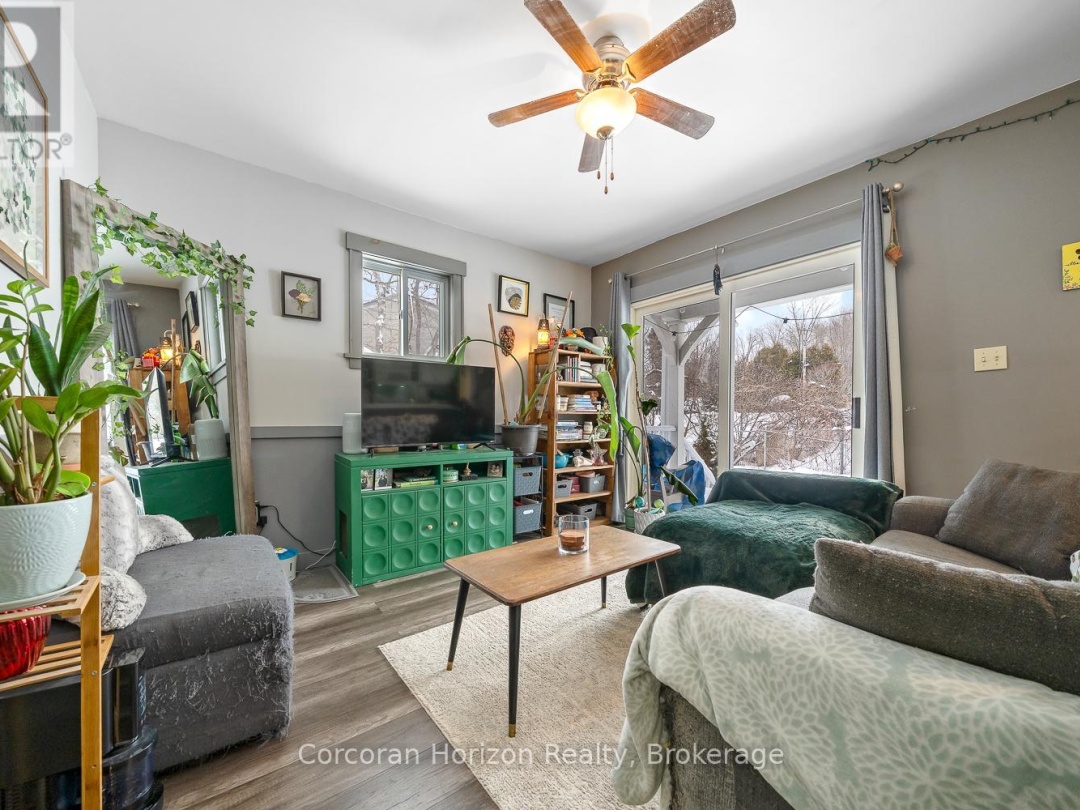 196 MAIN STREET W, Huntsville (Chaffey)