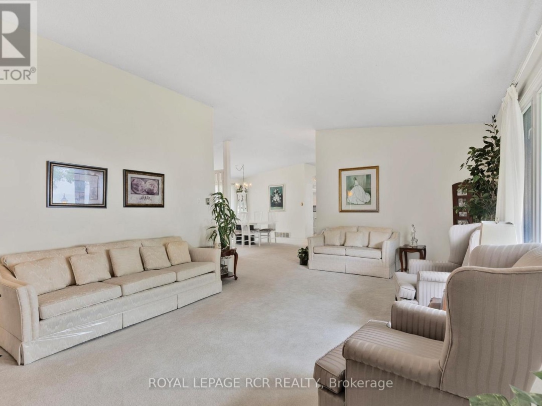 5 PARK LANE, Lake Simcoe