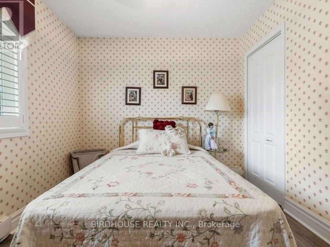 20 DOBLE DRIVE, Kawartha Lakes (Oakwood)