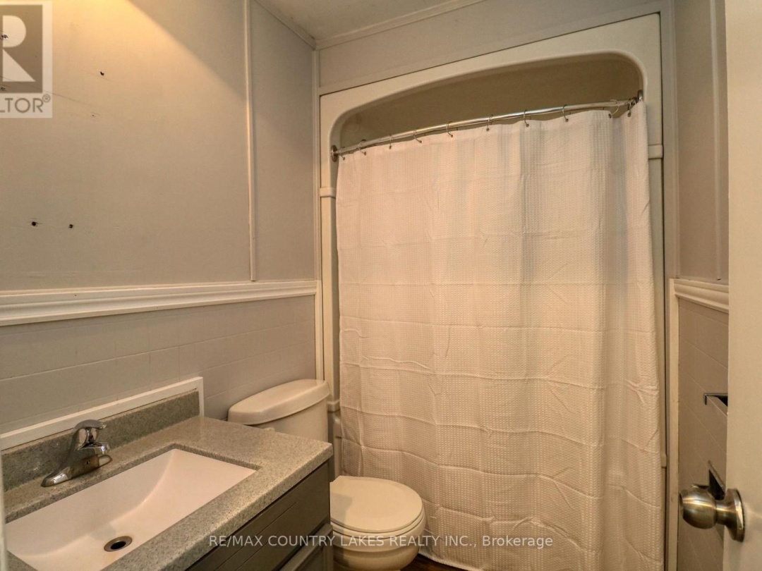 126 MCGUIRE BEACH ROAD, Kawartha Lakes (Carden)