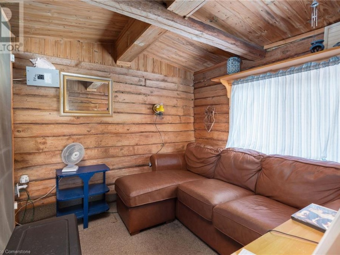 235 LOCH ERNE Road, 