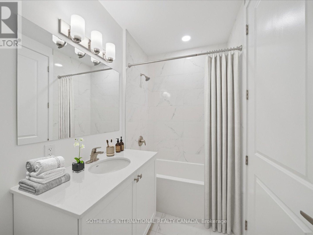 PENTHOUSE 1 - 19A WEST STREET N, 