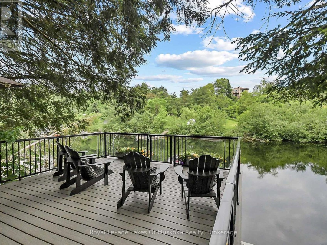 103 SOUTHBANK DRIVE, Muskoka River