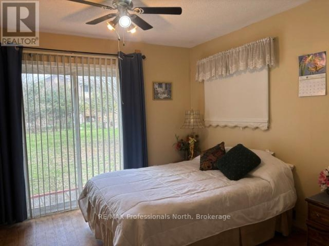 37 PRINCE STREET, Minden Hills (Minden)