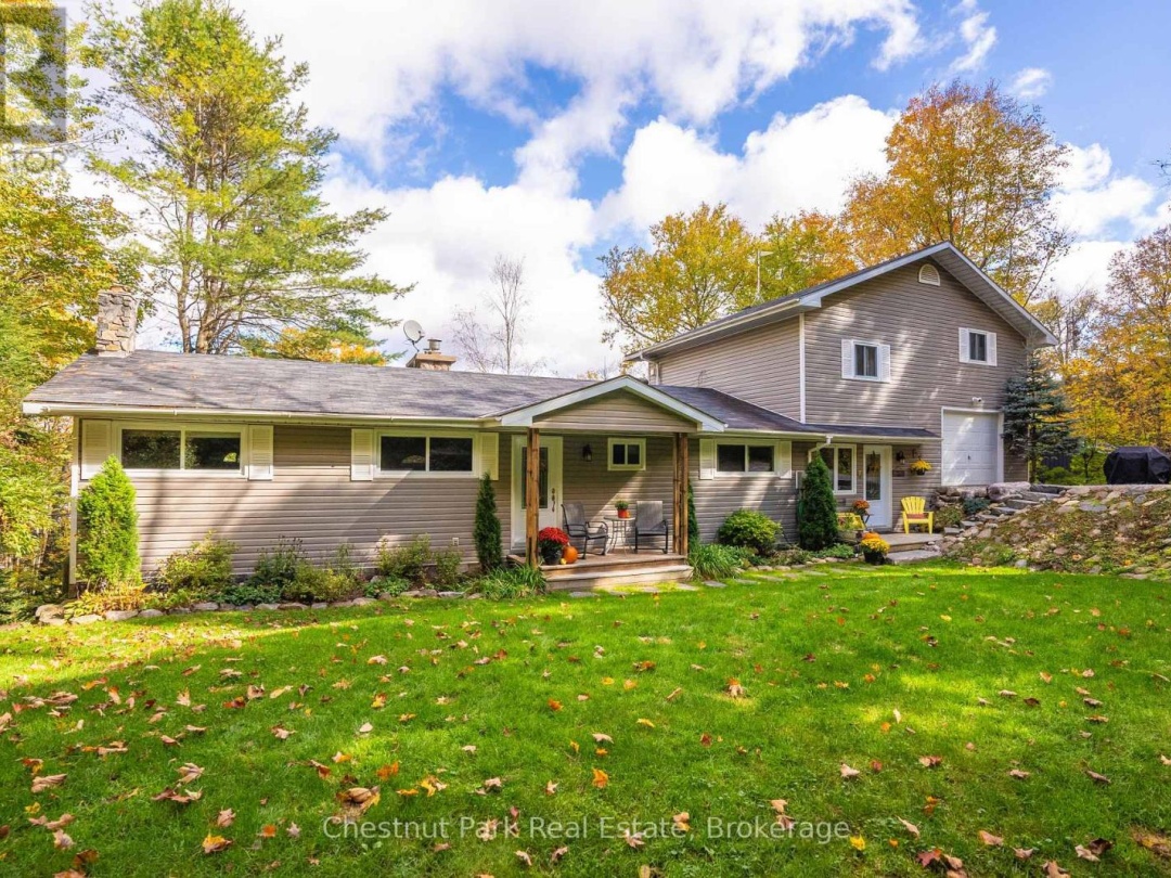 527 HARP LAKE ROAD, Harp Lake