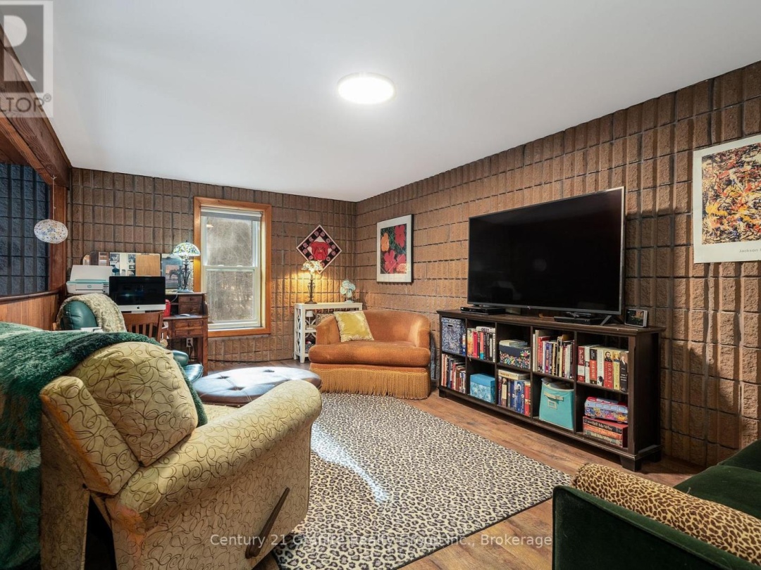 1093 KUSHOG LAKE ROAD, Minden Hills (Minden)
